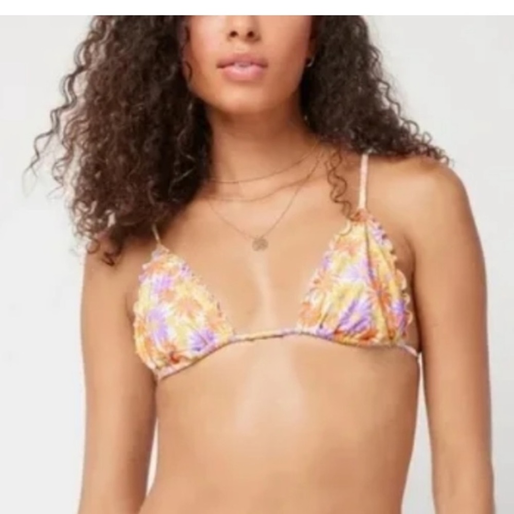 L*Space Swim | L*Space Maggie Roger Bikini Top Oopsie Daisy Medium